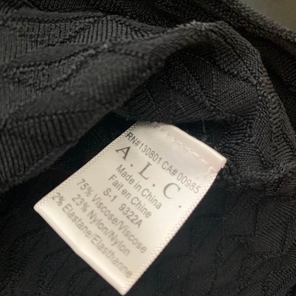 A.L.C. Black Textured scaled luxury upscale old money tulip hem top XS - Picture 4 of 6